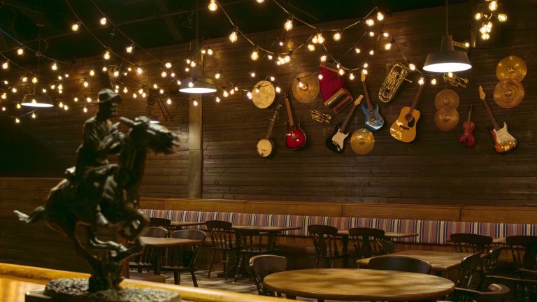 disneys-restaurant-billysbob2